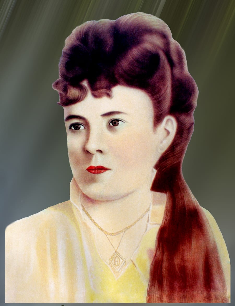 Mª Ernestina Larráinzar
